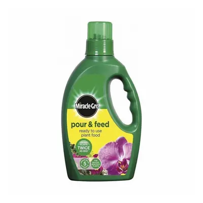 Miracle-Gro - Pour & Feed Plant Food - Litre