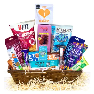 Vegan Vegetarian Food Gift Hamper Box Sweet Chocolate Selection Bars