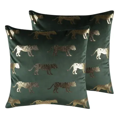 Set of Velvet Cushions Tiger Motif x cm Green BLUEBELL