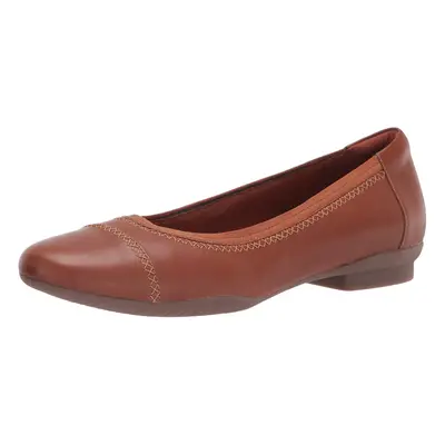 Clarks Women's Sara Bay Ballet Flat Caramel Leather 8.5 Wide