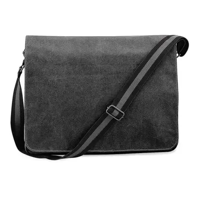 (One Size, Vintage Black) Quadra Vintage Messenger Bag