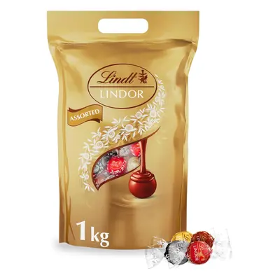 Lindt Lindor Assorted Chocolate Truffles Bag - Approx balls, 1kg - Chocolate Truffles with a Smo