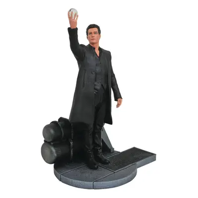 Diamond Select Toys The Dark Tower Movie Gallery The Man in Black PVC Gallery Figure