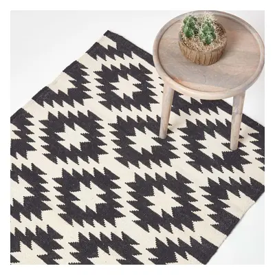 (160 x cm) Zurich Handwoven Black and White 100% Cotton Geometric Pattern Kilim Rug