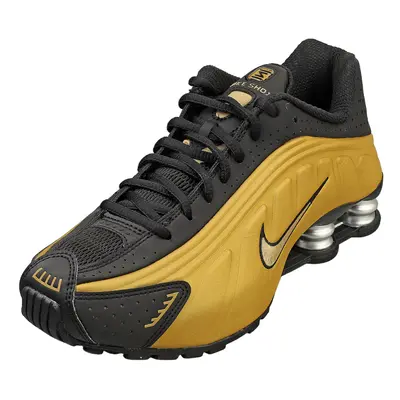 (8) Nike Shox R4 Womens Fashion Trainers in Black Gold