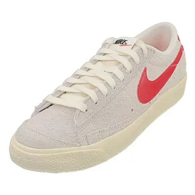 (5.5) Nike Blazer Low Vintage Womens Fashion Trainers in Summit White