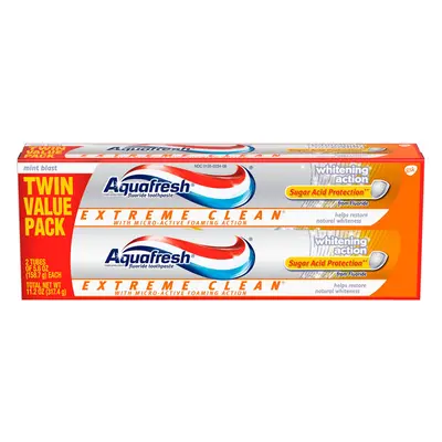 Aquafresh Extreme Clean Whitening Action Fluoride Toothpaste for Cavity Protection 5.6 ounce Twi