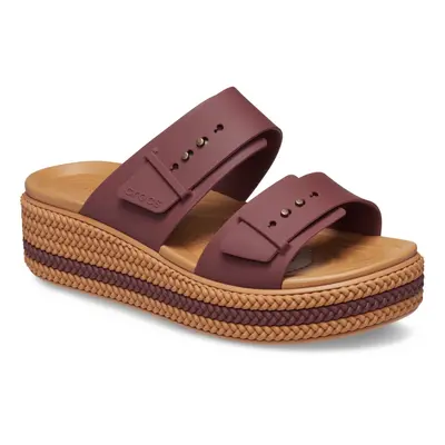 (Brown, (Adults')) Crocs Brookly Buckle Low Thermoplastic Women's Dark Clay Sandals