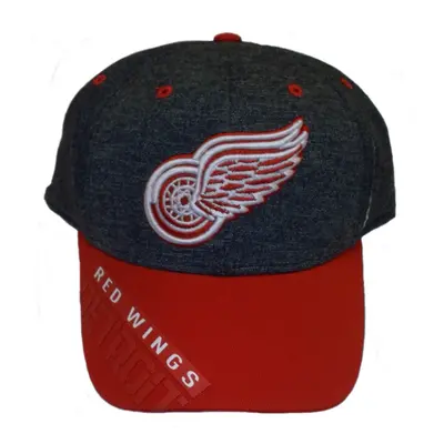 Reebok Detroit Red Wings Playoff Structured Flex Hat - M670Z (S/M)