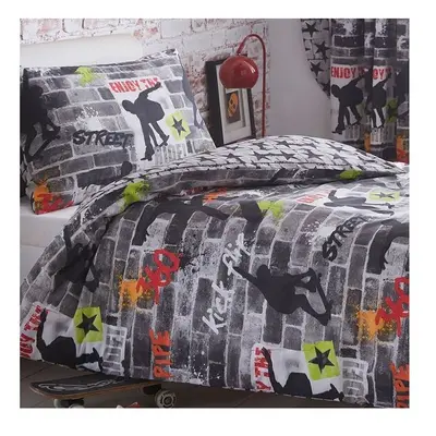 Tricks, Skateboard and Graffiti Double Duvet