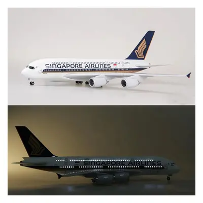 1: Singapore Airlines A380 Plane Model / LED LIGHT & Wheel Aircraft Gift