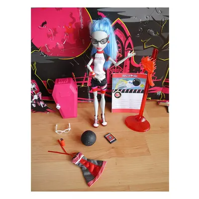 Monster High Ghoulia Yelps Physical deaducation by Mattel