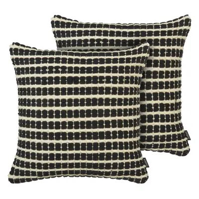 Set of Cushions YONCALI Boucle x cm Checked Black