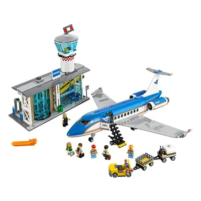 LEGO City Airport Airport Passenger Terminal Building Kit (694 Piece)