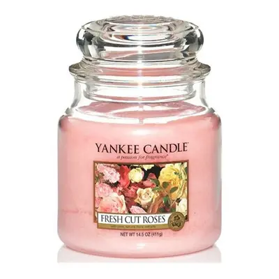 Yankee Candle - Fresh Cut Roses Medium Jar Candle (411g)