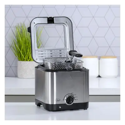 Quest 1.5 Litre Stainless Steel Deep Fat Fryer / Easy Clean, 900W