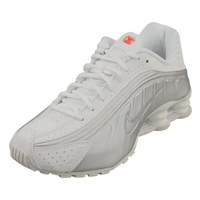 (4) Nike Shox R4 Womens Fashion Trainers in White Silver