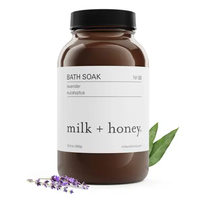 milk + honey Calming Bath Soak No. Moisturizing Epsom Salt Bath Soak with Lavender and Eucalyptu