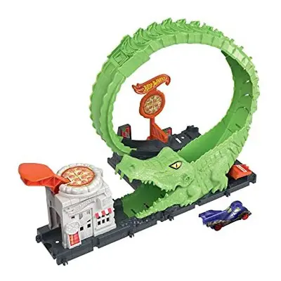 Hot Wheels Track Set with Hot Wheels Car, Adjustable Track that Connects to Other Sets, Gator Lo