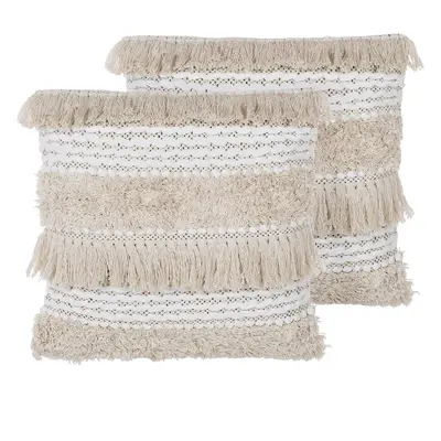 Set of Embroidered Cushions with Tassels x cm Beige VILLUR