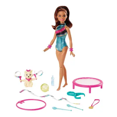 Barbie GHK24 Dreamhouse Adventures Spin Ân Twirl Gymnast Doll and Accessories