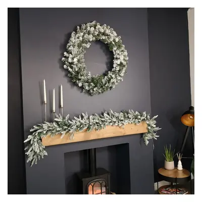 90cm Snow Flocked Green Wreath Christmas Decoration