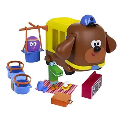 Hey Duggee Adventure Bus and Playset | Funny Role Play Action | Two Play Figures | Accessories |