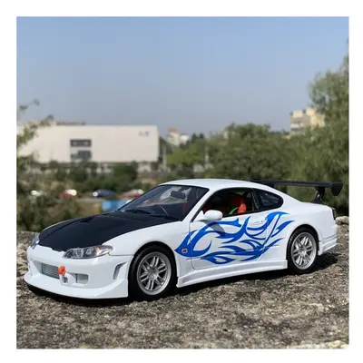 (White black) 1:24 Nissan Silvia S15 Supercar Alloy Car Model Diecasts Toy Vehicles Collect Car 