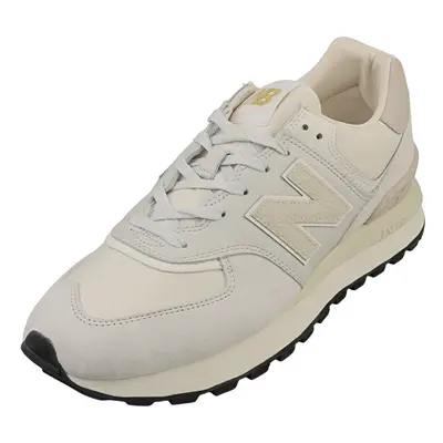 (8.5) New Balance Unisex Fashion Trainers in Light Grey