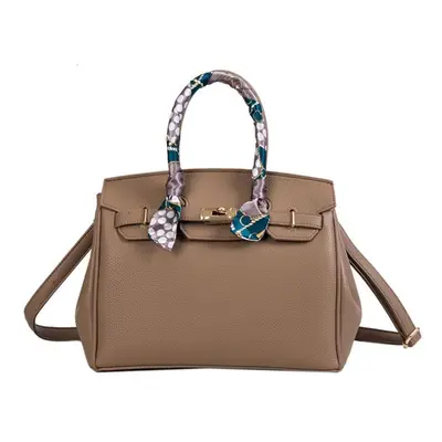 (light brown, 30cm*15cm*24cm) Lock Handbag Fashion Lychee Pattern Single Shoulder Diagonal Plati