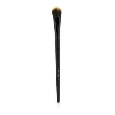 BareMinerals Shade & Diffuse Eye Brush