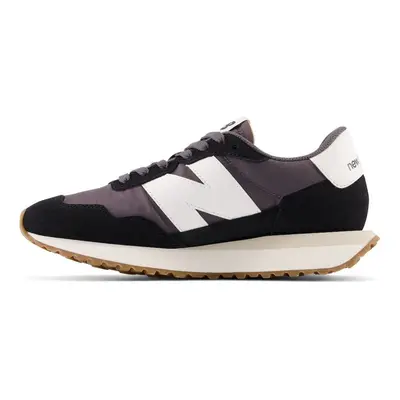 New Balance Women's V1 Classic Sneaker Black/Magnet/Sea Salt 7.5