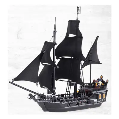 (Black Pearl) Pirates of the Caribbean Ship Black Pearl Queen Anne Building Blocks Assembled Toy