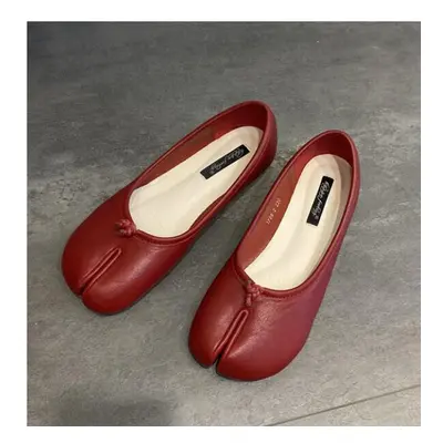 (5, red flats) Tabi ninja shoes woman microfiber leather comfy flats split toe slippers