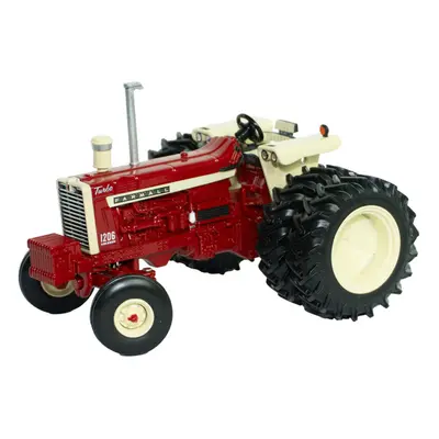 Britains Case IH Farmall 1:32 Diecast Tractor