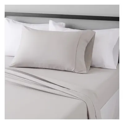 Amazon Basics Lightweight Super Soft Easy Care Microfiber 3-Piece Bed Sheet Set with 14-Inch Dee