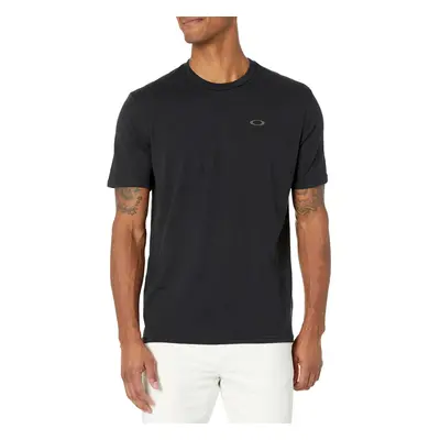 Lacoste Men's Classic Pique Slim Fit Short Sleeve Polo Shirt Overview