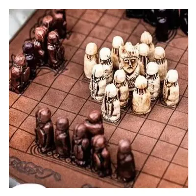 Hnefatafl: The Viking Game - Board Game)