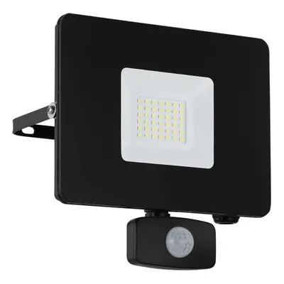 IP44 Outdoor Flood Light & PIR Sensor Black Aluminium 30W Built in LED