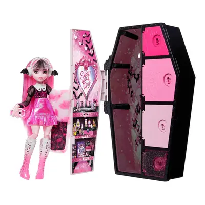 Monster High Skulltimate Secrets Fearidescent Series Doll & Accessories, Draculaura, Dress-Up Lo