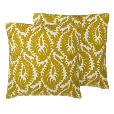 Set of Cotton Embroidered Cushions x cm Yellow PRIMULA