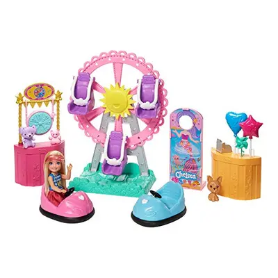 Barbie GHV82 Club Chelsea Doll & Playset