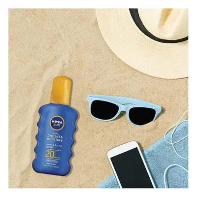 NIVEA SUN Protect and Moisture Sun Spray SPF20 ml Moisturising Suncream Spray with SPF20 Providi