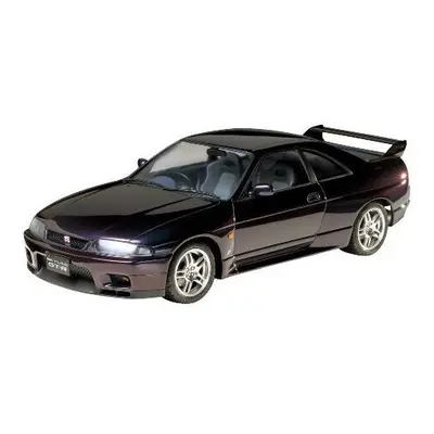 Nissan Skyline GT-R V Spec - 1/24 Car Model Kit - Tamiya