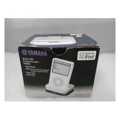 Yamaha YDS11SL Universal iPod Dock for Select Yamaha Home Theater Receivers Silver