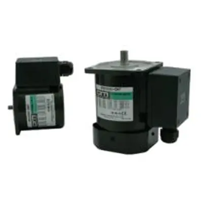 Oriental Motor World K Series Induction AC Motor, 6 W, 1 Phase, 4 Pole, 230 V ac, Flange Mount M