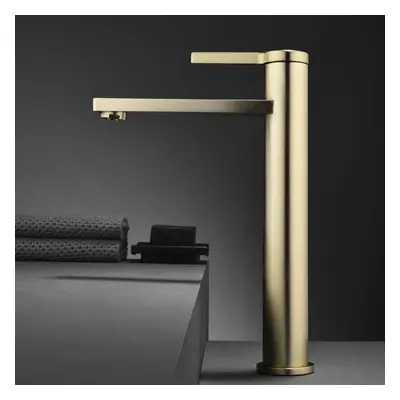 Brushed Gold Countertop Tap Monobloc Single Lever Zinc Alloy Handle Solid Brass