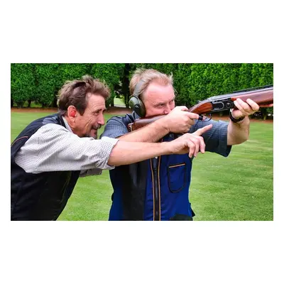 Clay Shooting 25 Clays with Instructor inc12mths Membership and bacon roll for 1