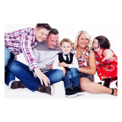 Couple or family photoshoot with three prints and a £50 voucher toward prints