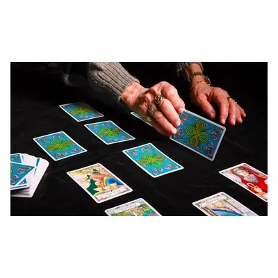 45-minute online video tarot reading